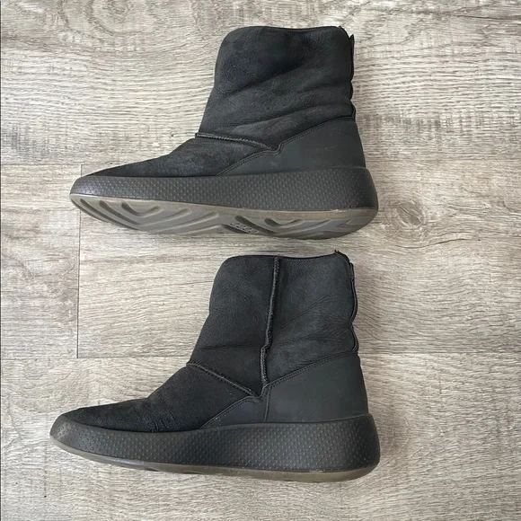 ECCO Women's Women's Ukiuk Short Snow Boot - Picture 5 of 8